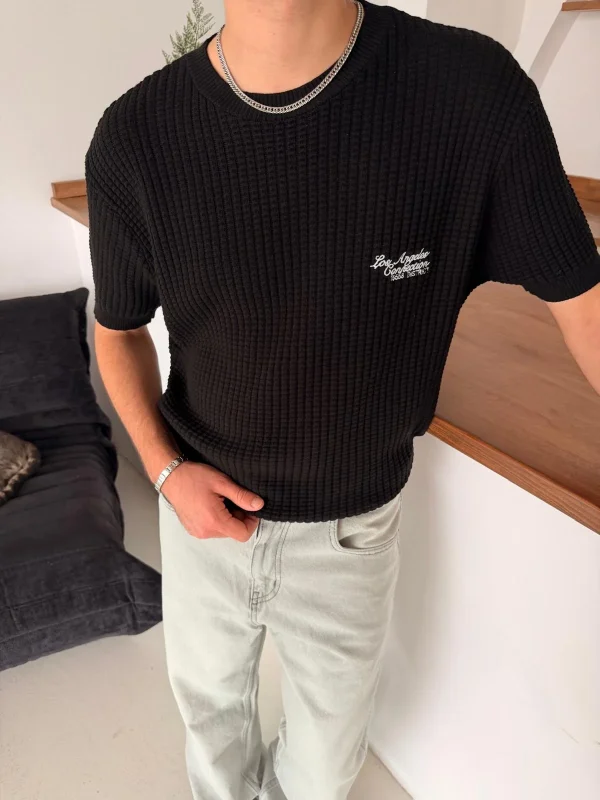 Los Angeles Knitted Black T-shirt